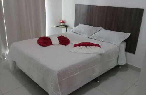 Sao Cristovao Hotel | Inviting Trevo De Arraial Pousada with Oceanfront Pool