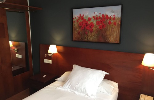 Old Town Baeza Hotel | Discover TRH Ciudad de Baeza: 4-Star Comfort & Spa