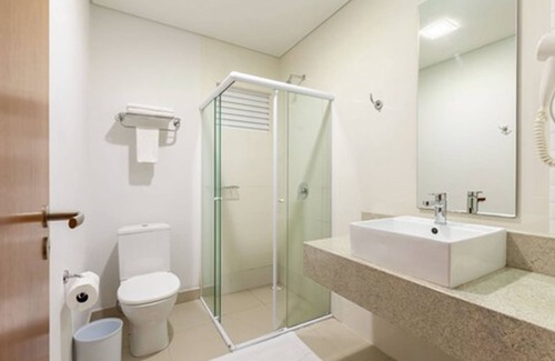 Centro I Hotel | Highly Rated Tri Hotel Executive Brusque with Pool & Spa