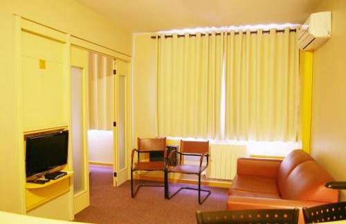 Exposicao Apartment | Comfortable Tri Hotel & Flat Caxias: Pet-Friendly Stay