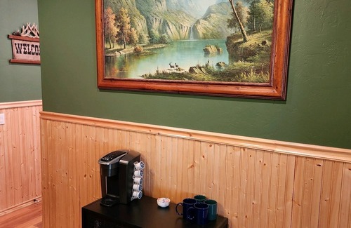 Summerhaven Cabin | Private Tri-Level Cabin Retreat with Breathtaking Views