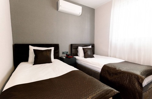 Gaziemir Hotel | Convenient Trio Hotel Near Airport with Great Amenities