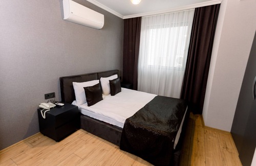 Gaziemir Hotel | Convenient Trio Hotel Near Airport with Great Amenities