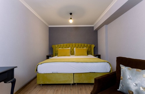Gaziemir Hotel | Convenient Trio Hotel Near Airport with Great Amenities