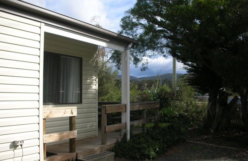 Triabunna Resort | Family-Friendly Triabunna Cabin & Caravan Park Awaits You
