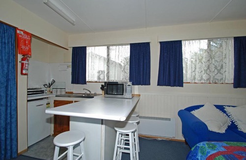Triabunna Resort | Family-Friendly Triabunna Cabin & Caravan Park Awaits You
