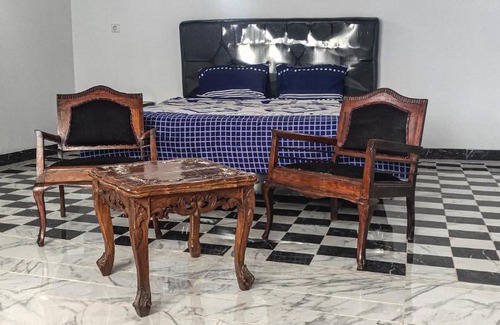 Pandjalu House | Cozy Triana Nur Homestay with Breakfast & Pet-Friendly Options