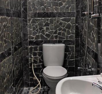 Pandjalu House | Cozy Triana Nur Homestay with Breakfast & Pet-Friendly Options