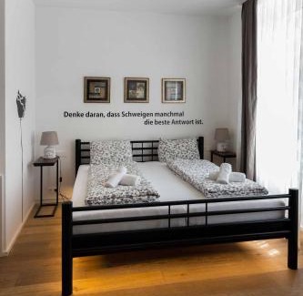 Gießhubl Apartment | Quality Triangle Apartments: Pet-Friendly & Family Welcoming