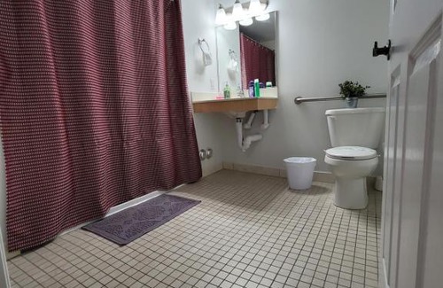 Hialeah Apartment | Triangle Suite III: Family-Friendly & Pet Welcoming Retreat