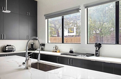 Galindo House | Modern Haven: Family-Friendly Stay Minutes from Downtown