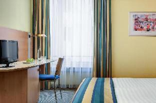 Friedrichstadt Hotel | Discover IntercityHotel Düsseldorf: Pet-Friendly & Rated 8/10