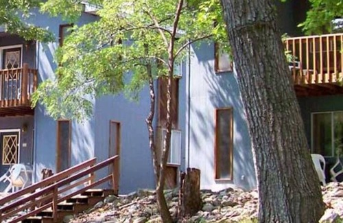 Indian Point Cabin | Top-Rated Tribesman Resort Cabin Near Silver Dollar Attractions