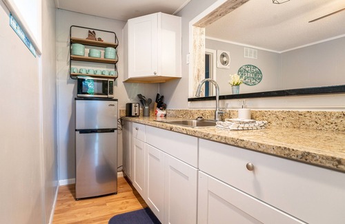 Indian Point Condo | Discover Tribesman Resort #7 - Renovated Retreat by the Lake
