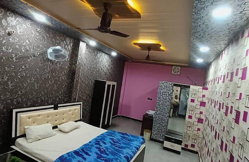 Muzaffarpur Hotel | Tridev Restaurant By GRB