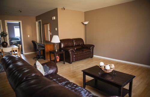 Sitka Apartment | Downtown Hotel Near Dining, Shopping & Family-Friendly Amenities