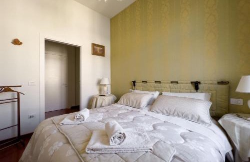 Trieste City Centre Apartment | Explore Trieste: Luca's Home with 10/10 Guest Ratings