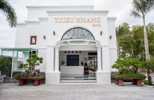 Cam Ranh Hotel | Convenient Trieu Khang Hotel near Cam Ranh Airport