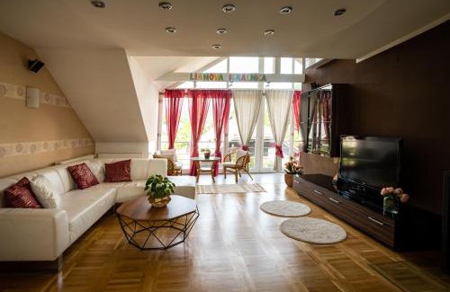Zasip Apartment | Scenic Triglav Sunset Apartment with Oceanfront Views