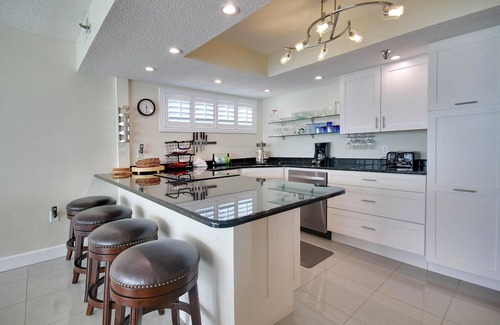 Madeira Beach Condo | Trillium 5C - Premier