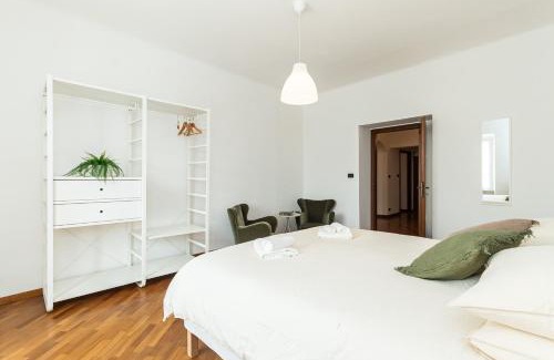 Genoa Historical Centre Apartment | Trilocale davanti all'Acquario - Centro