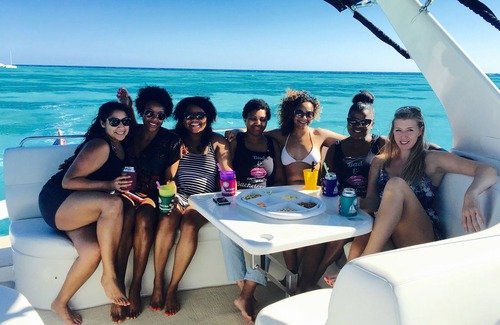 Playa Mujeres Boat Rental | Experience Trilogy on the Sea: Yacht Cruises & Ocean Views