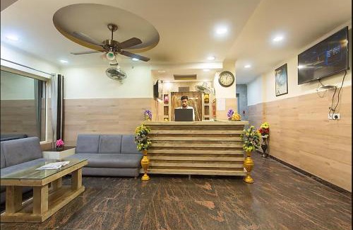 Katra Hotel | Budget-Friendly Stay at Trimrooms Trinity Katra with Breakfast
