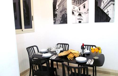 Comiso Apartment | Delightful Trinacria House - Deluxe Apartment in Comiso