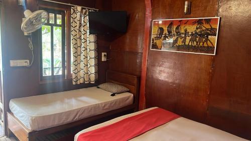 Trincomalee Hotel | Beachfront Trinco Star Cabana with Pool and Ocean View