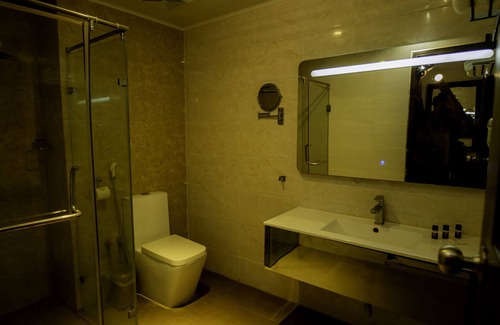 Arunagiri Nagar Resort | Trincomalee Beach Resort & Spa: Ocean View with Pool Access