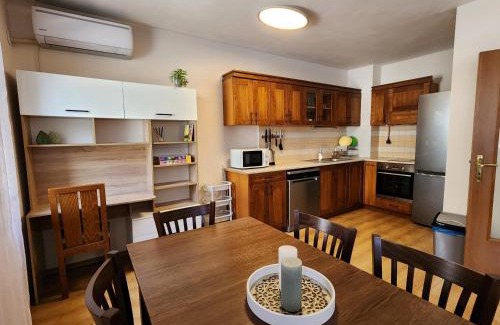 Kvartal Noviya Grad Apartment | Trinity Apartment & Pool with Spa Near Center