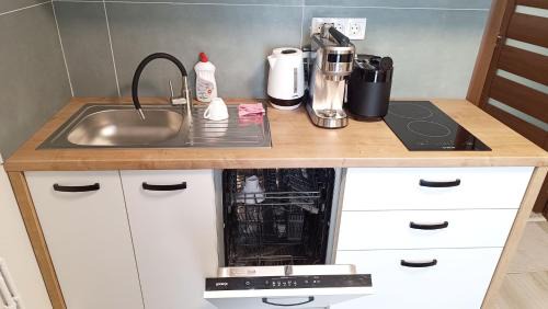 Baia Mare Apartment | Family-Friendly Trinity Apartment for Your Next Getaway