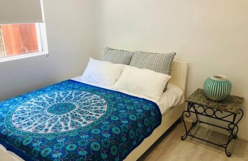Trinity Beach House | Trinity Beach Oasis: Pet & Child Friendly Retreat Awaits