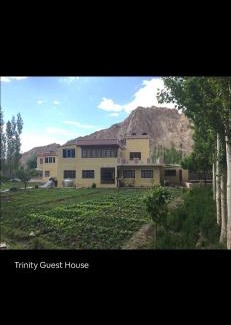 She House | Trinity Home Stay: Guest Rated 10/10 with Family Amenities