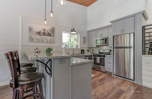 Douglas City House | Trinity River Modern Farmhouse: Private Boat Launch & Fire Pit