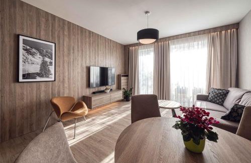 Stary Smokovec Apartment | Top-Rated Trio Tatry Superior with Family-Friendly Dining