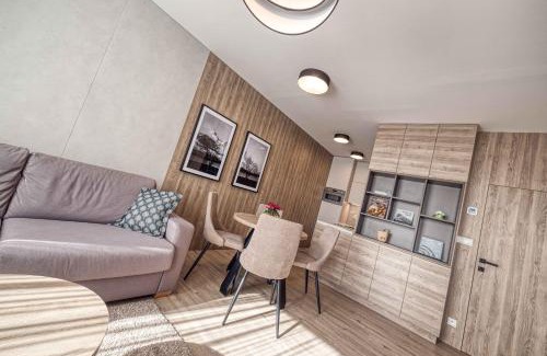 Stary Smokovec Apartment | Top-Rated Trio Tatry Superior with Family-Friendly Dining