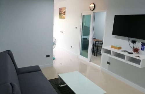 Choeng Thale Hotel | Budget-Friendly Stay at Triple J Hometel with Breakfast