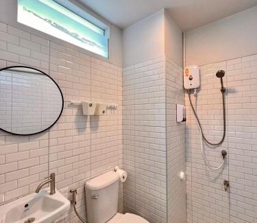 Trang Hotel | Budget-Friendly Stay at Triple J Hotel Trang with Breakfast