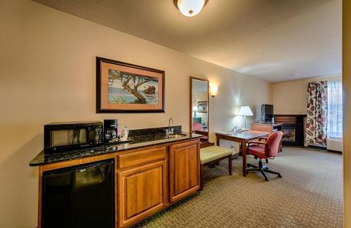 Coeur d'Alene Resort | Family-Friendly Triple Play Resort Hotel & Suites Awaits You