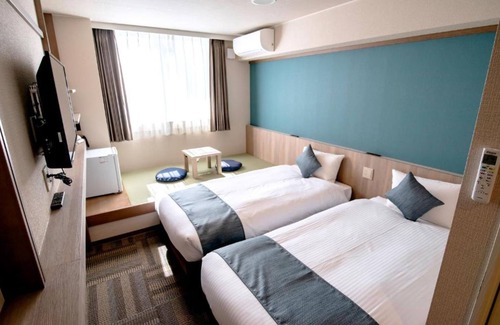 Matsuyama Hotel | Comfortable Triple Room with Kitchen in Naha, Okinawa