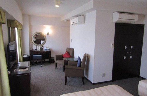 Matsuyama Hotel | Comfortable Triple Room with Breakfast in Naha, Okinawa