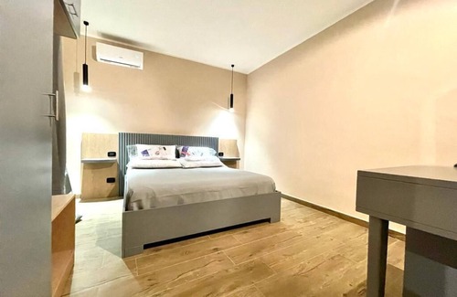 Corso dei Mille - Sant'Erasmo House | Inviting Triple Room Overlooking Palermo Central Station