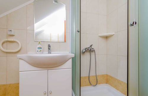 Trsteno Apartment | Comfortable Triple Room with Ocean View - Rooms Mozara