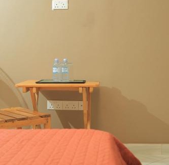 Kampala Hotel | Discover Triple Tee Gardens & Accommodation with Hot Tub