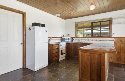Marengo House | Family-Friendly Retreat at Triplet Cottage #8 - 4 Star Stay