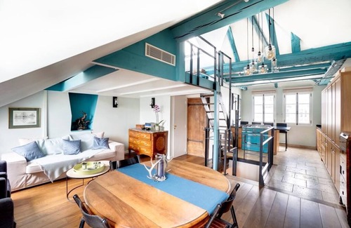 Sorbonne Apartment | Prime Duplex Retreat in the Heart of Paris - Guest Rated 10/10