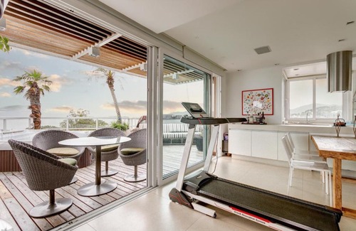 Joao Paulo Apartment | Indulge in a Triplex with Hot Tub & Breathtaking Views