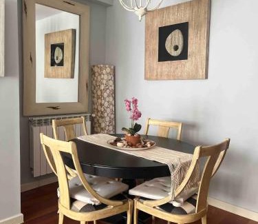 Latas Apartment | Triplex Deluxe con terrazas al Pirineo y Golf