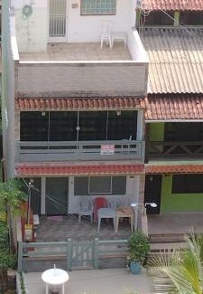 Sahy House | Experience Triplex Praia Brava: Rated 10/10, Family & Pet Friendly